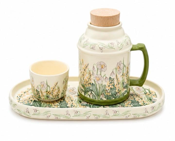 Floral Ceramic Mug Gift Set with Cup & Serving Tray